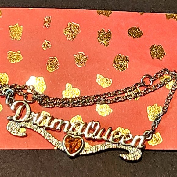 Drama Queen necklace - Picture 1 of 3